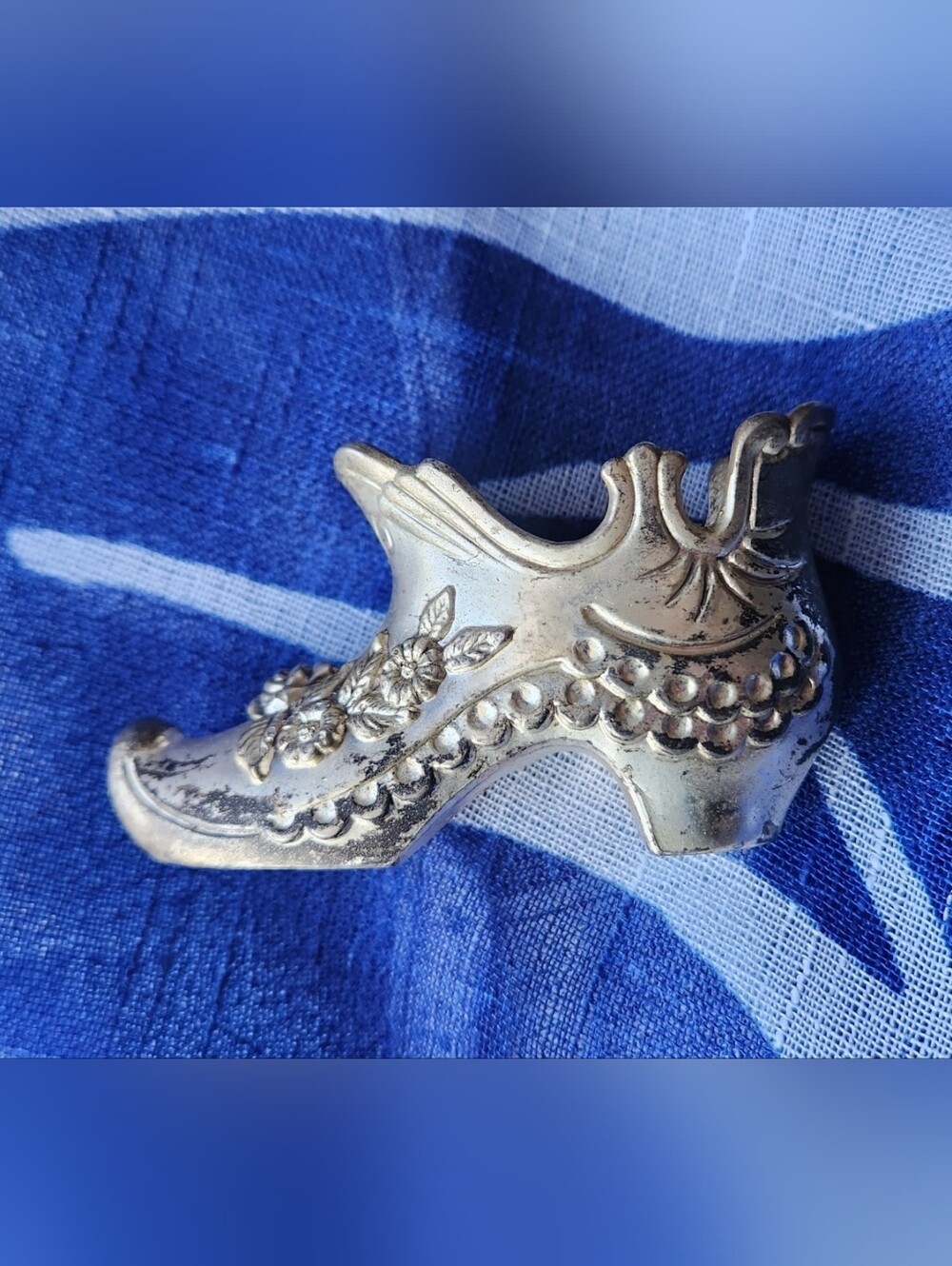 Vintage Silver Victorian Style Shoe Pin Cushion